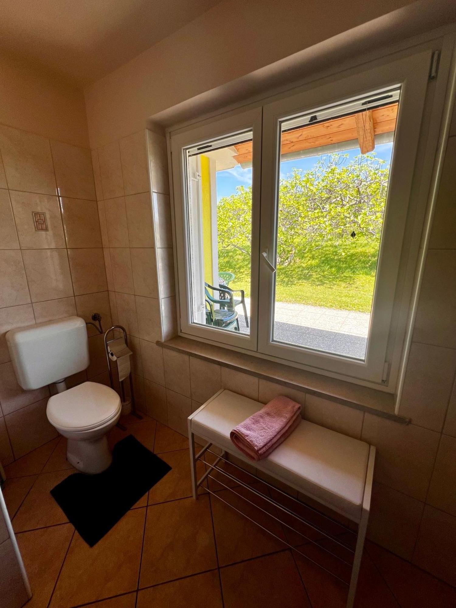 Apartmán Na Kmetiji S Konji - Pogelsek Ankaran Exteriér fotografie